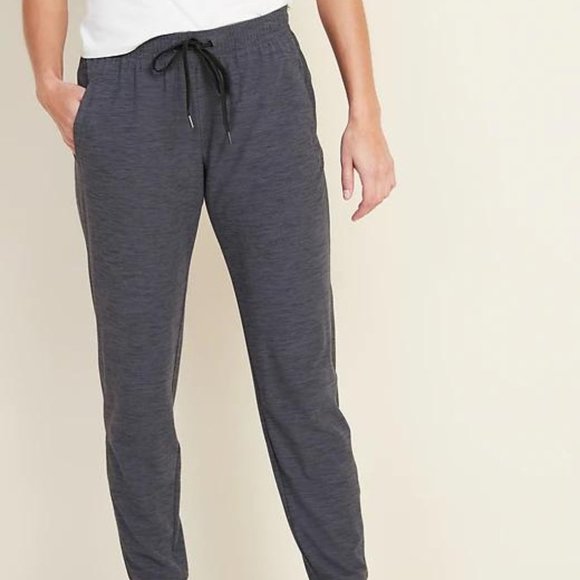 Old Navy Pants - New Old Navy Mid-Rise Breathe ON Jogger Pants for Women